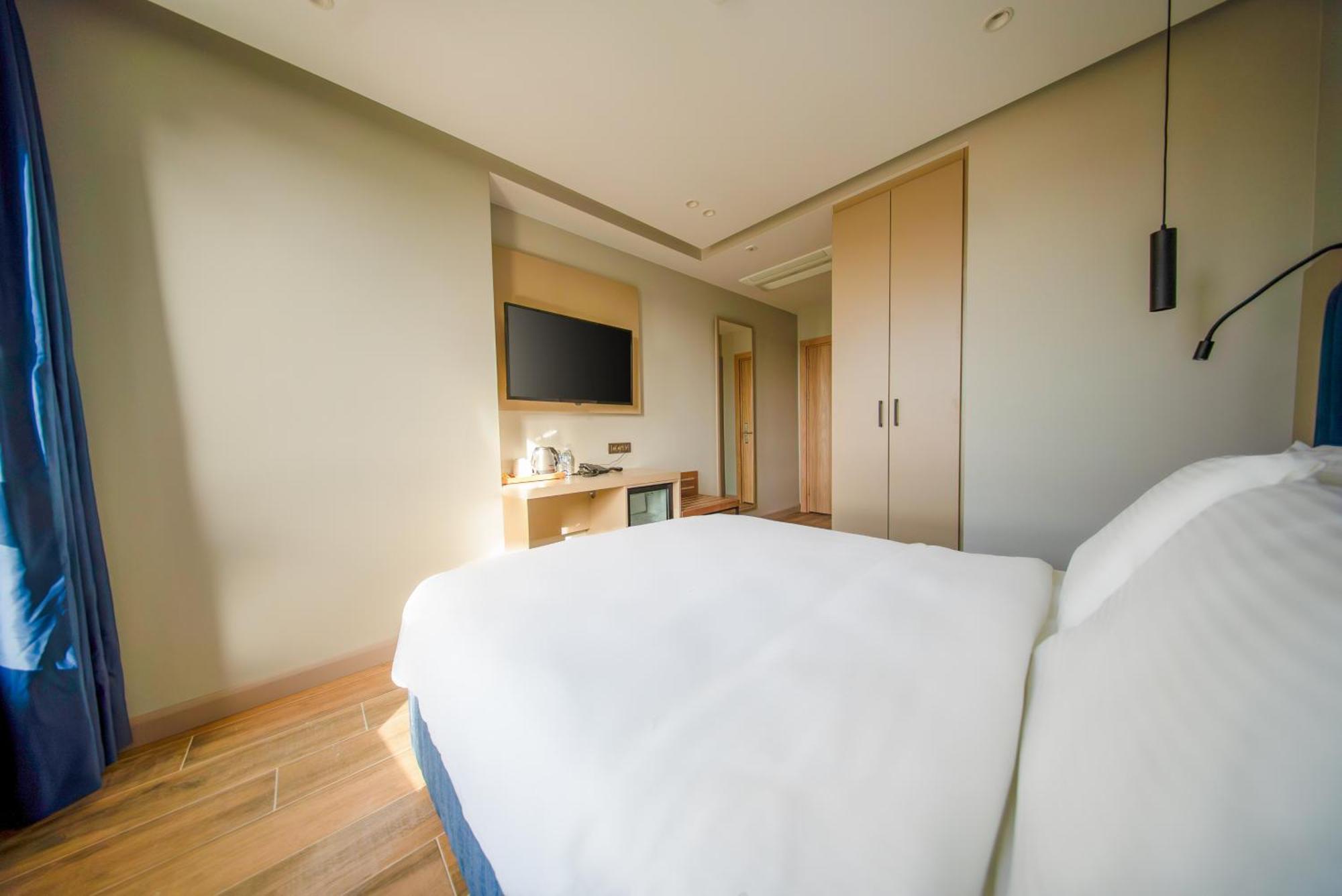 The Palm Bosphorus Hotel イスタンブール エクステリア 写真